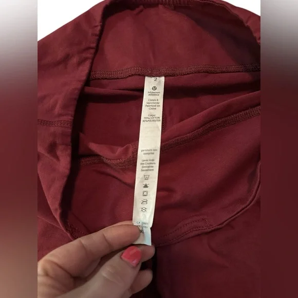 maroon lululemon leggings - Picture 2 of 5